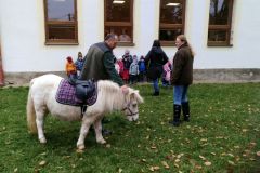 Sv. Martin na bílém koni v MŠ